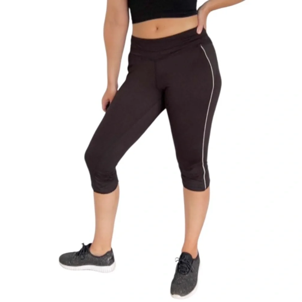 Tangerine black white stripe crop length mid rise workout leggings size medium